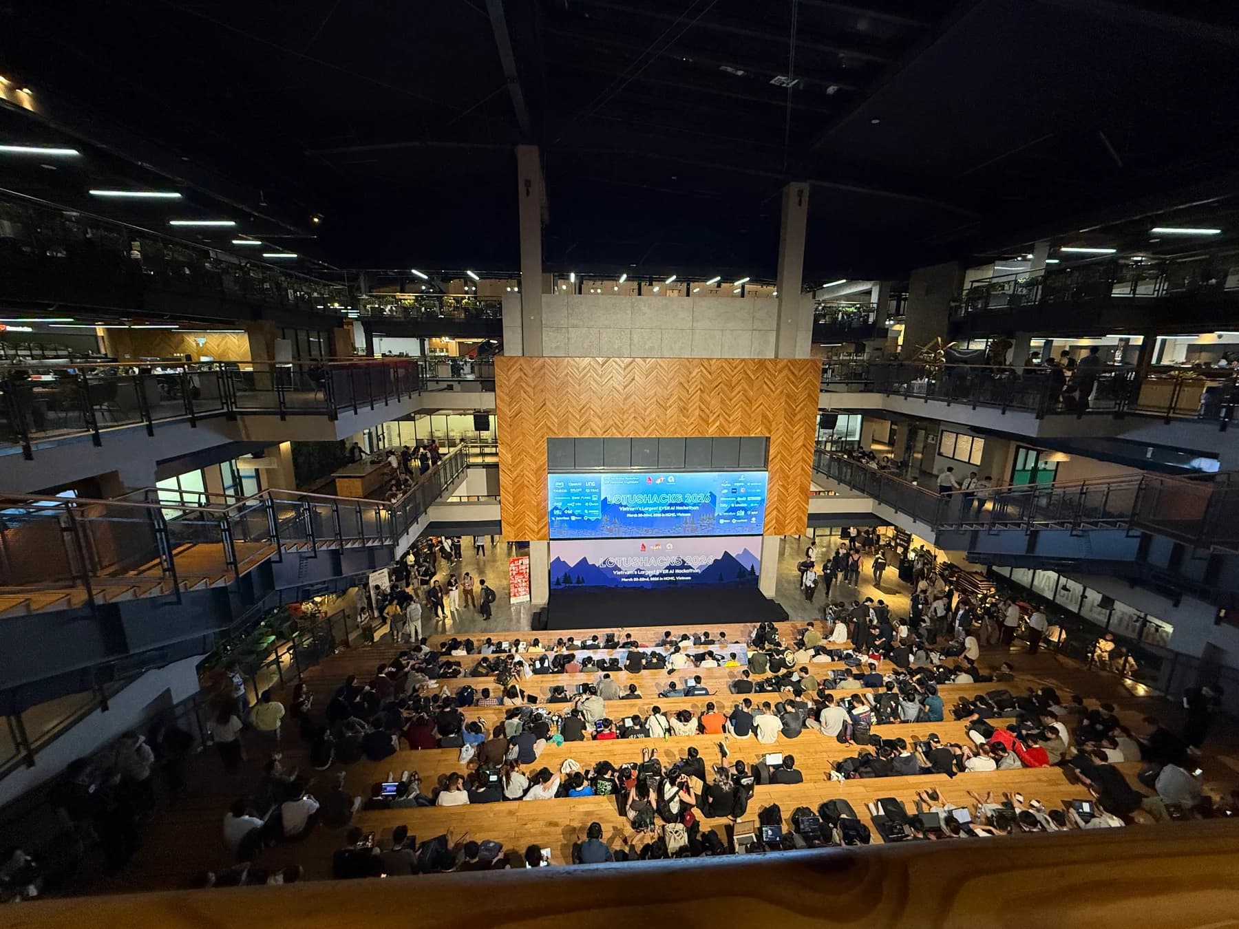 LotusHacks — event photo 3.